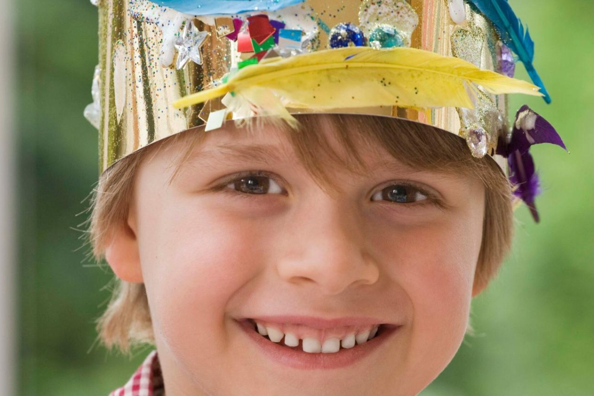 Creative crowns workshop