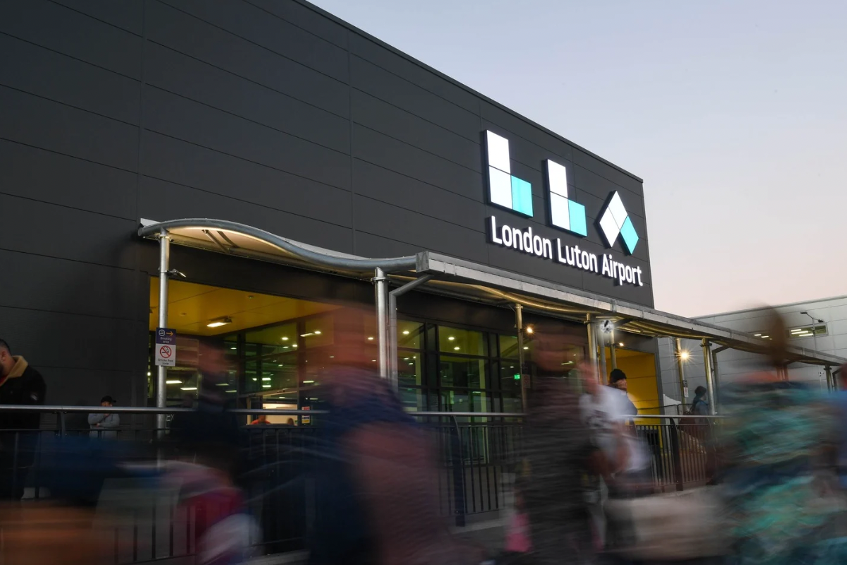luton airport luton airport