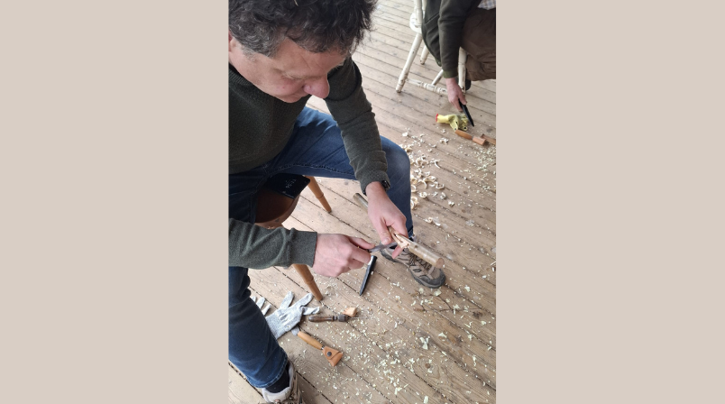 wood whittling